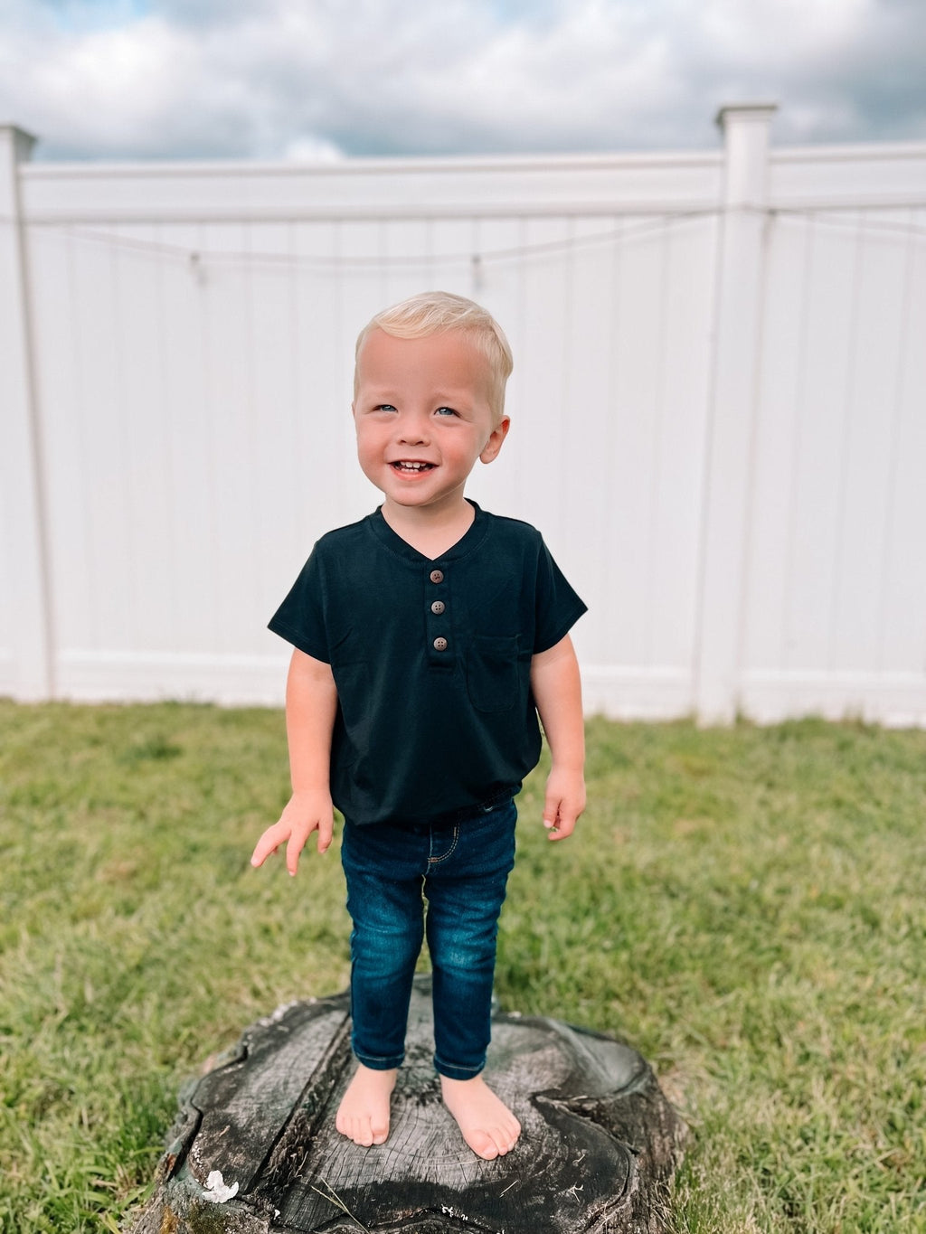 Bamboo Boys Henley T-Shirt – Soft Breathable Casual Button-Neck Tee
