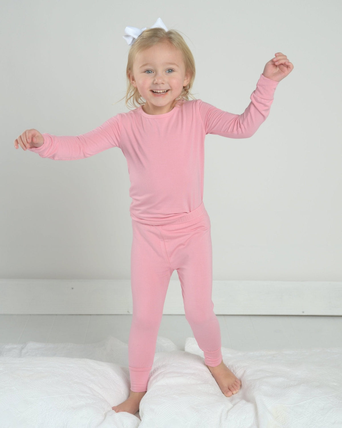 Bamboo Kids Pajama Set – Soft Two-Piece Sleep Set in Bubblegum Pink